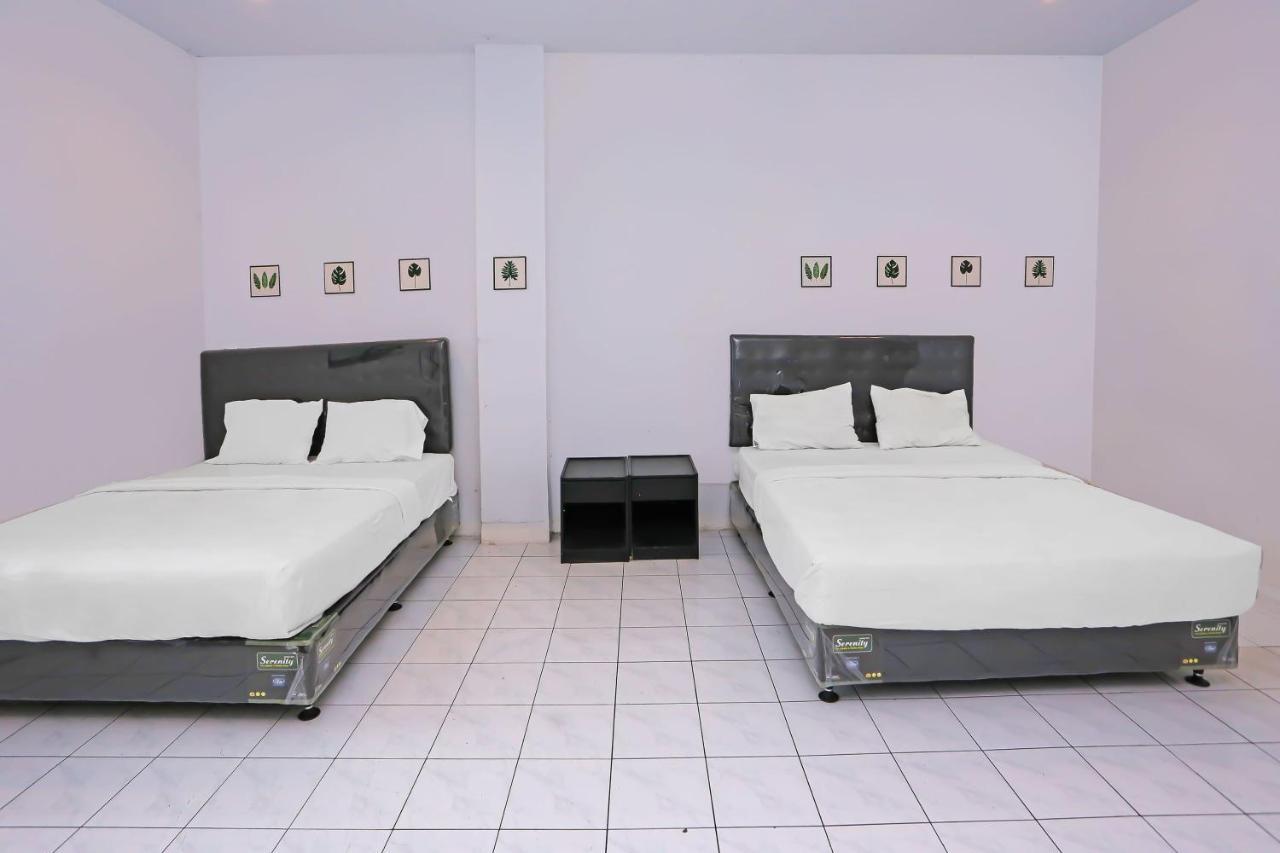 Collection O 92739 Hotel Pintu Besar Jakarta Exterior photo